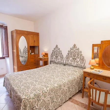 Trilocale Calata Al Primo Piano Appartement
