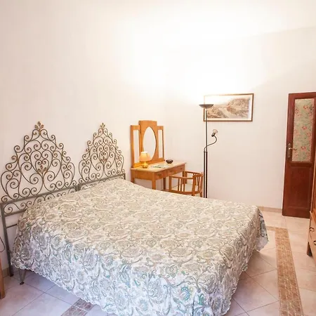 Trilocale Calata Al Primo Piano
